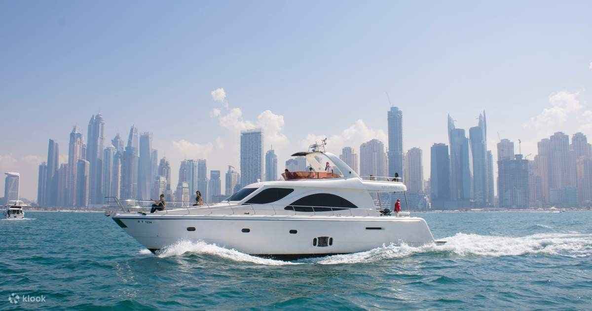 A joyful family view of Dubai attractions for a 6-day trip